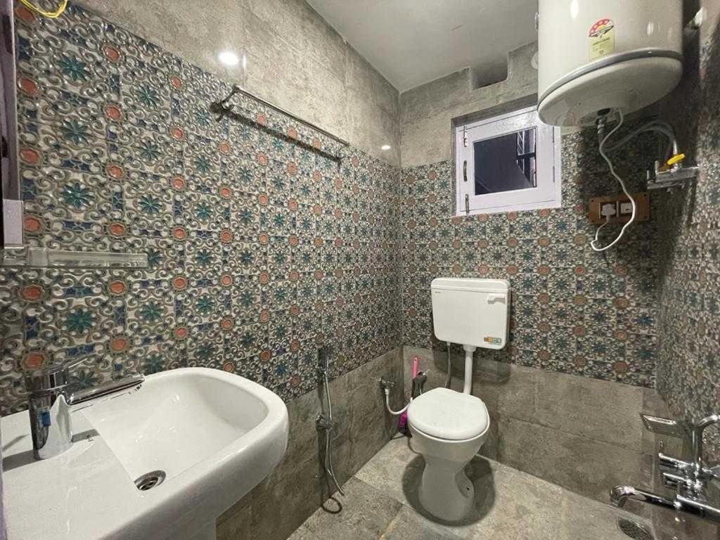 Hotel O Desire Guest House Srīnagar Exterior foto