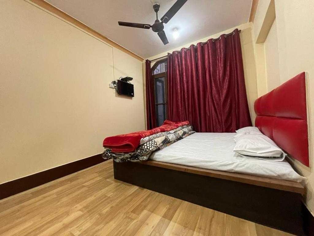 Hotel O Desire Guest House Srīnagar Exterior foto